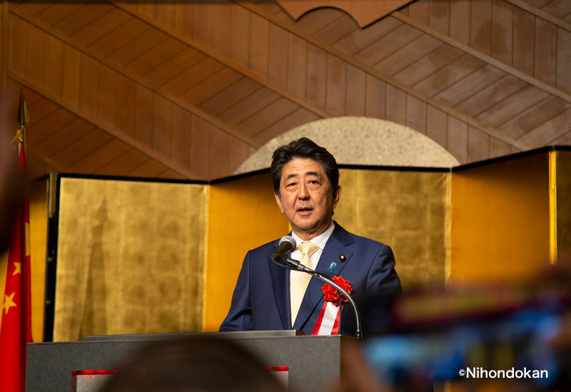 安倍晋三首相によるご挨拶